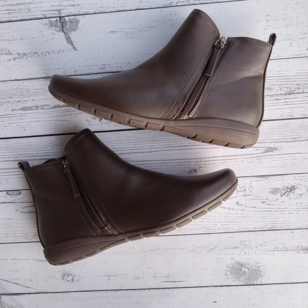 Easy Spirit NEW Mocha Brown Side Zip Ankle‎ Boots Women's Size 9M